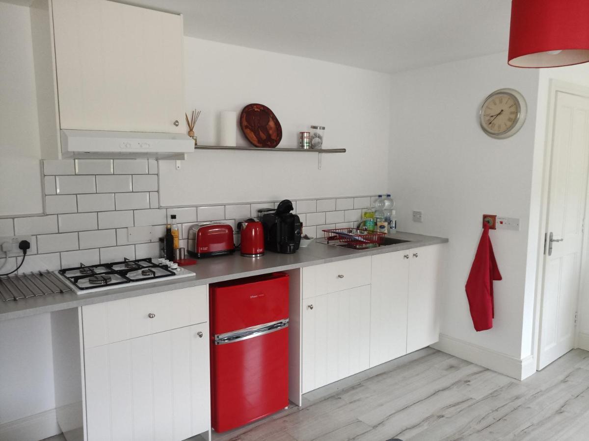 Pier Road Cottage, Croagh Patrick Уестпорт Екстериор снимка