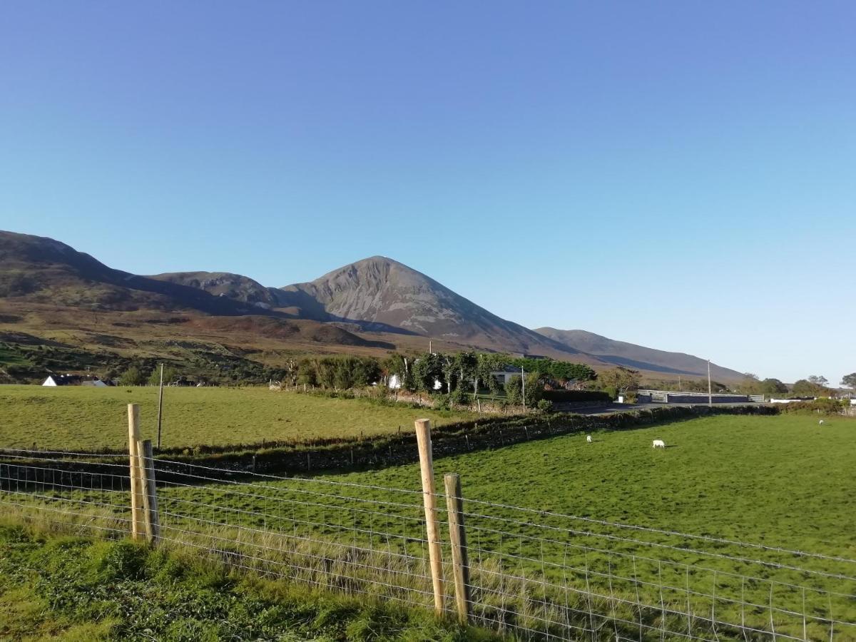Pier Road Cottage, Croagh Patrick Уестпорт Екстериор снимка