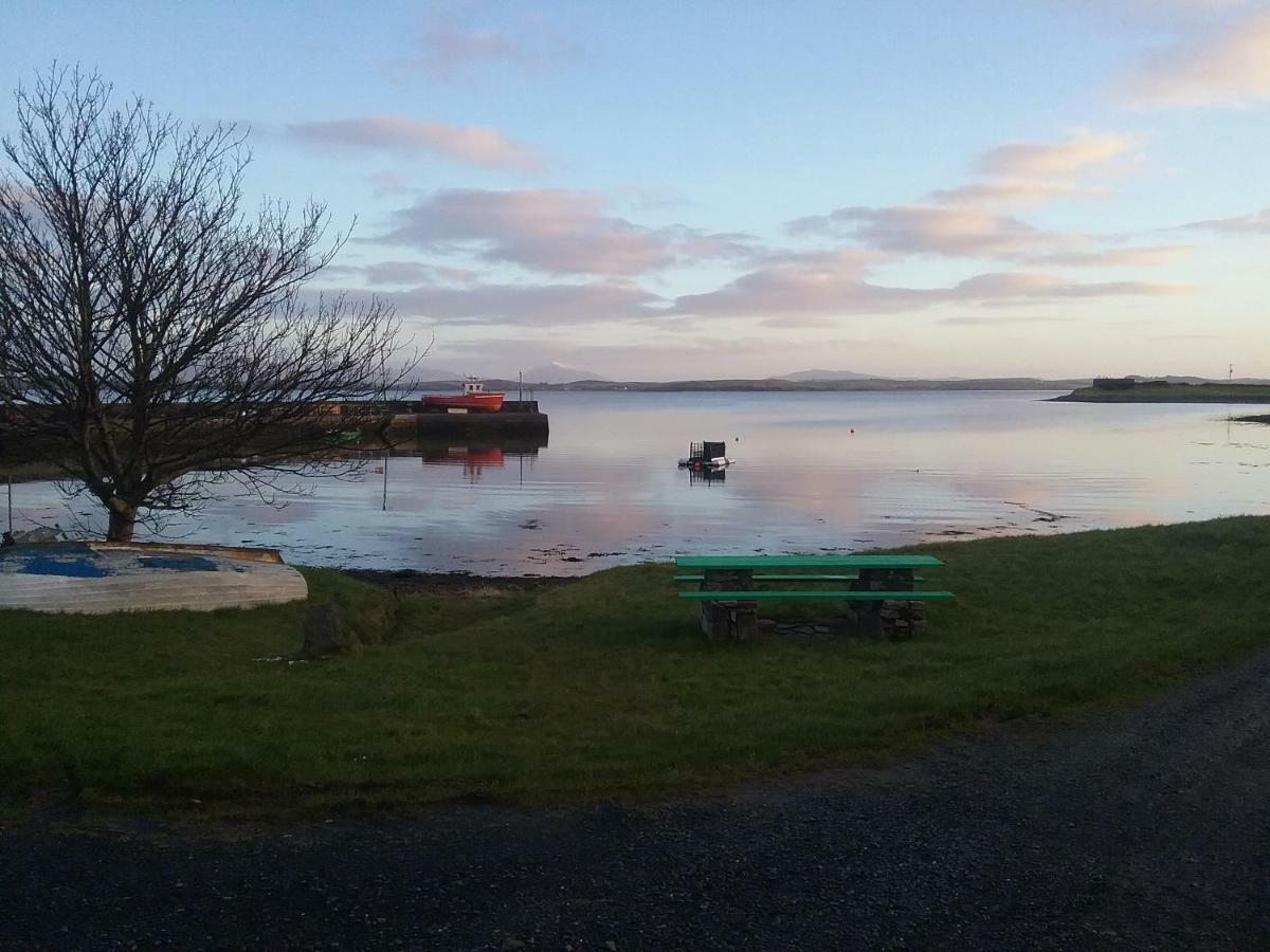 Pier Road Cottage, Croagh Patrick Уестпорт Екстериор снимка